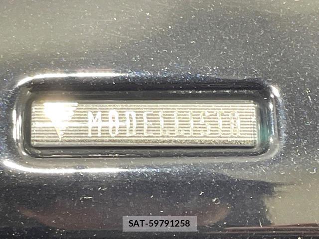 Toyota PRIUS 2016-09 8813190-2