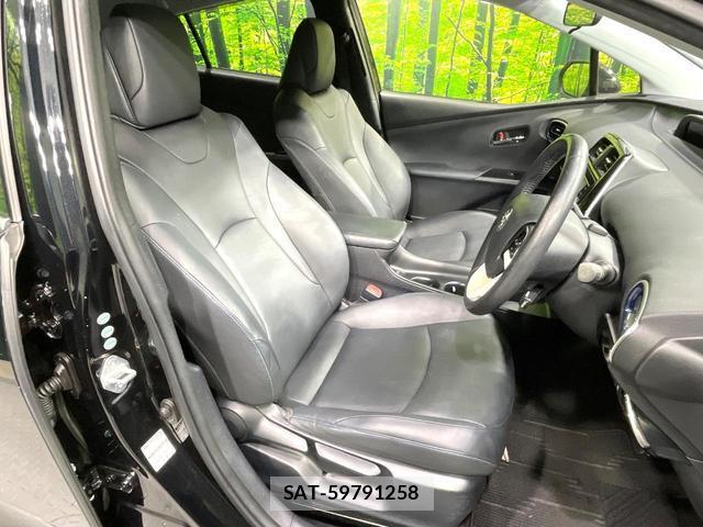 Toyota PRIUS 2016-09 8813190-9