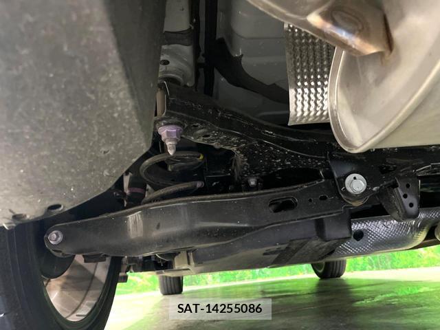 Toyota PRIUS 2025-04 8813202-19