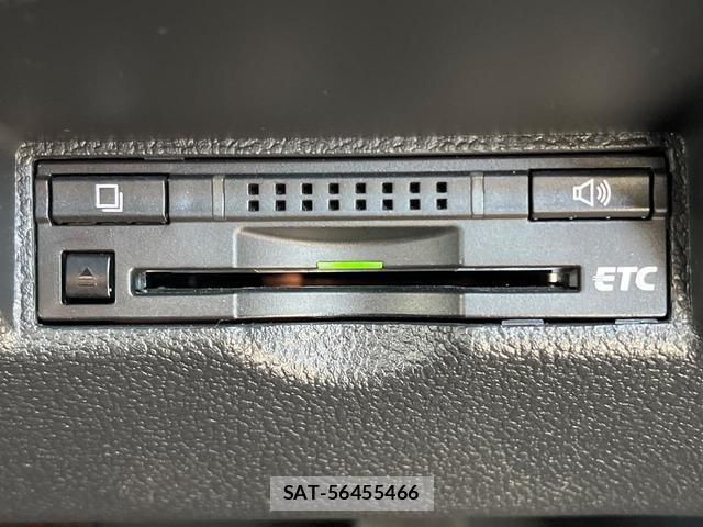 Toyota PRIUS 2016-07 8813232-5