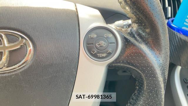 Toyota PRIUS 2010-07 8813263-17