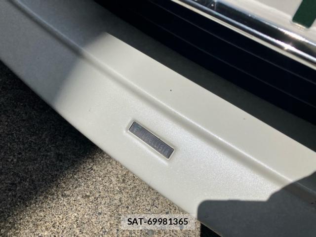 Toyota PRIUS 2010-07 8813263-5