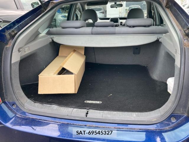 Toyota PRIUS 2005-09 8813327-4