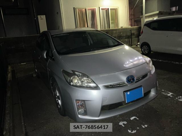 Toyota PRIUS 2010-08 8813329-1