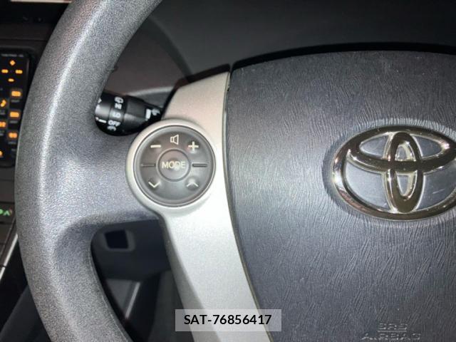 Toyota PRIUS 2010-08 8813329-6