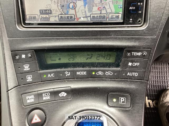 Toyota PRIUS 2009-08 8813387-15