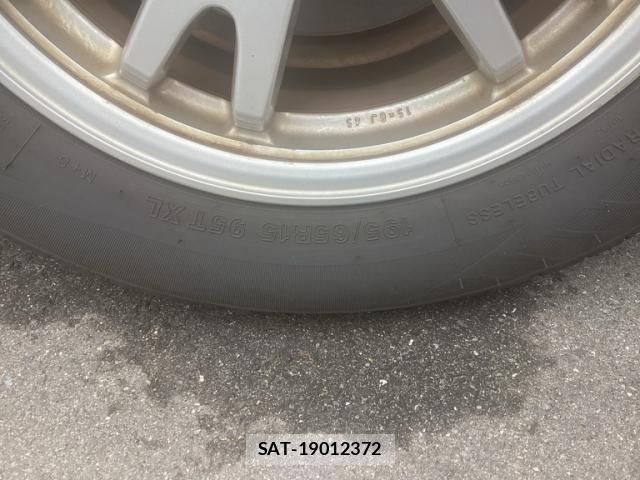 Toyota PRIUS 2009-08 8813387-3