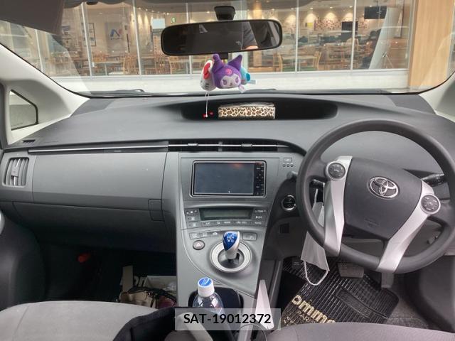 Toyota PRIUS 2009-08 8813387-5