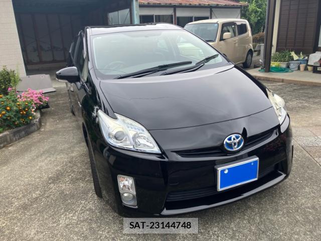 Toyota PRIUS 2010-02 8813458-1