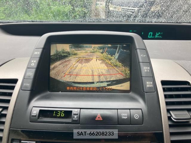Toyota PRIUS 2007-09 8813464-15