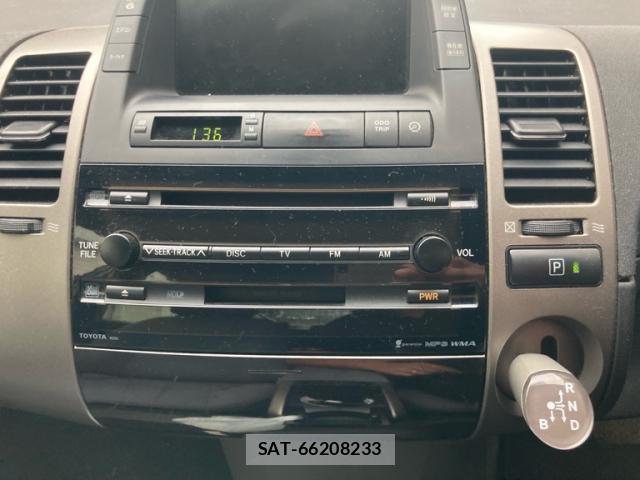 Toyota PRIUS 2007-09 8813464-8