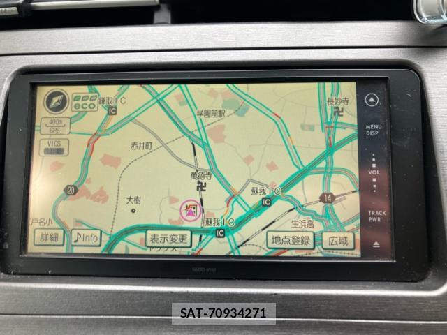 Toyota PRIUS 2011-12 8813466-14