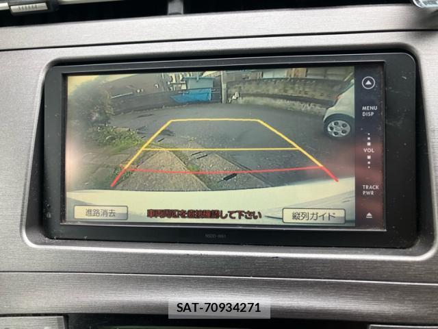 Toyota PRIUS 2011-12 8813466-15