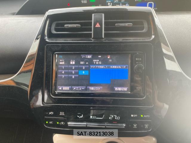 Toyota PRIUS 2016-03 8813487-10