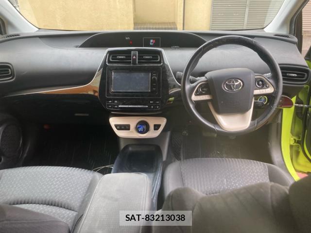 Toyota PRIUS 2016-03 8813487-5