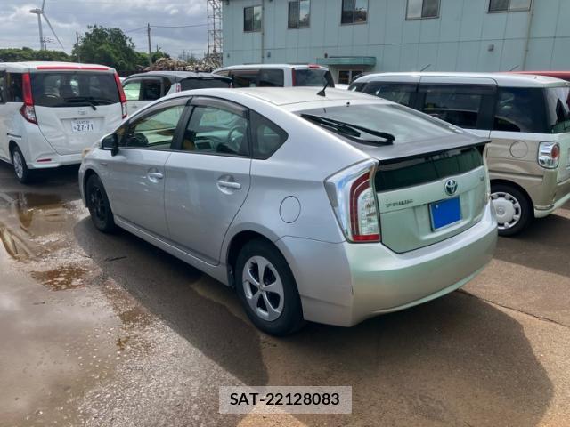 Toyota PRIUS 2012-12 8813543-1