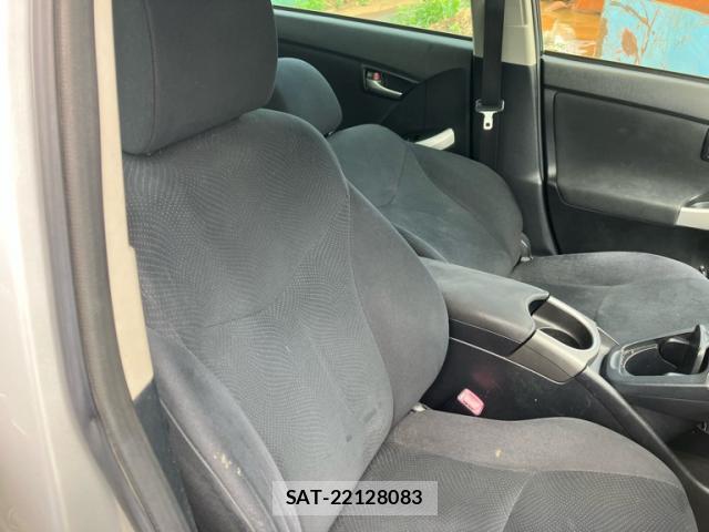 Toyota PRIUS 2012-12 8813543-10