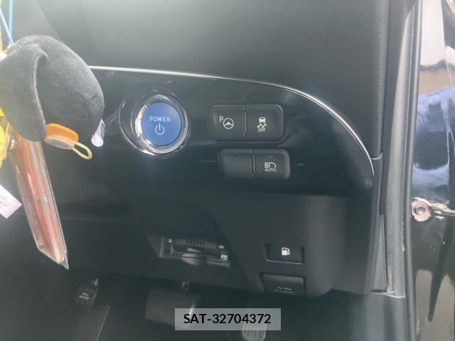 Toyota PRIUS 2017-11 8813553-18
