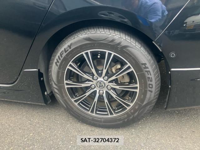 Toyota PRIUS 2017-11 8813553-8