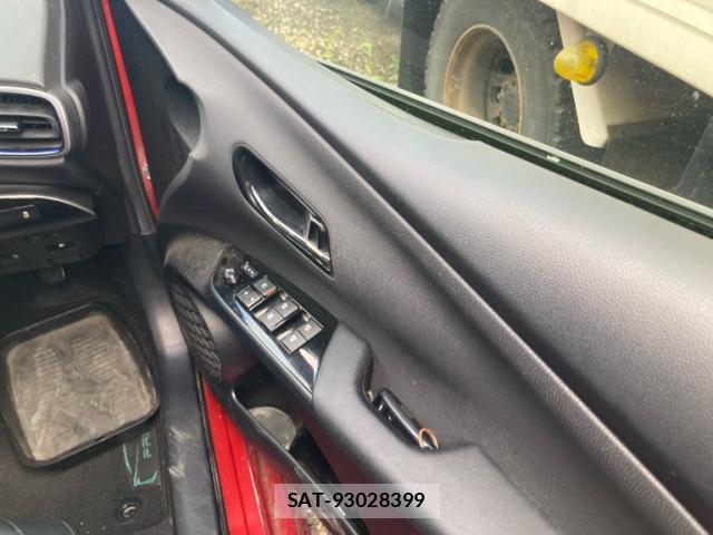 Toyota PRIUS 2016-12 8813598-15