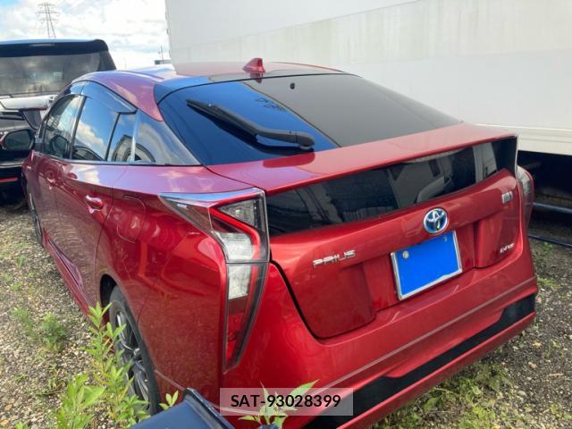 Toyota PRIUS 2016-12 8813598-3
