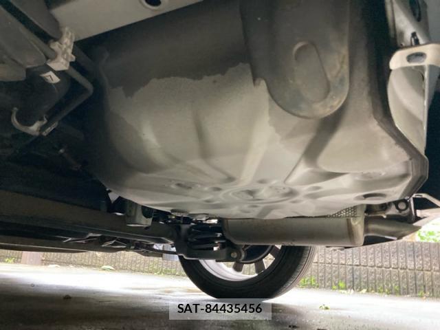 Toyota PRIUS 2013-03 8813618-8