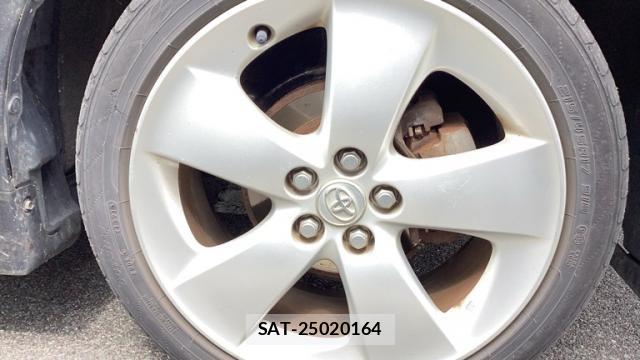 Toyota PRIUS 2010-08 8813681-8