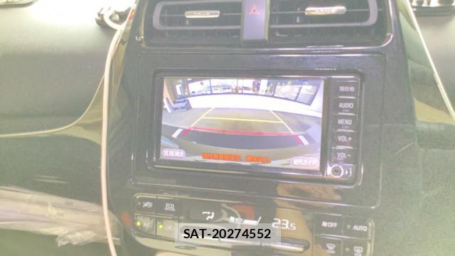 Toyota PRIUS 2018-10 8813732-18