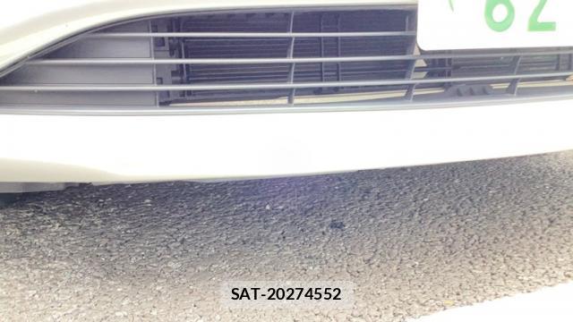 Toyota PRIUS 2018-10 8813732-6