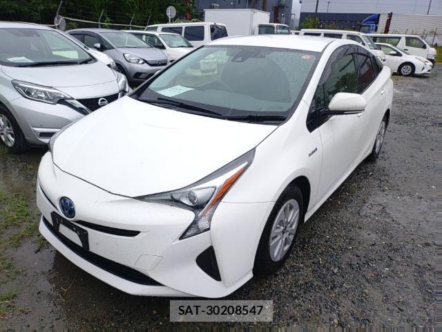 Toyota PRIUS 2018-09 8813765-0