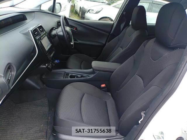 Toyota PRIUS 2019-09 8813769-15