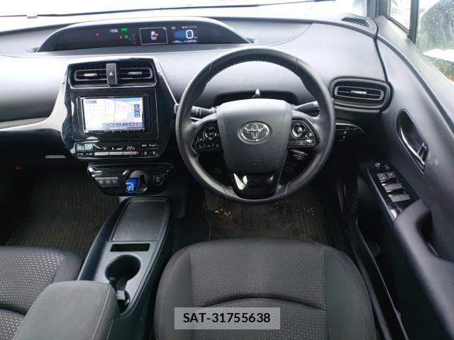 Toyota PRIUS 2019-09 8813769-2