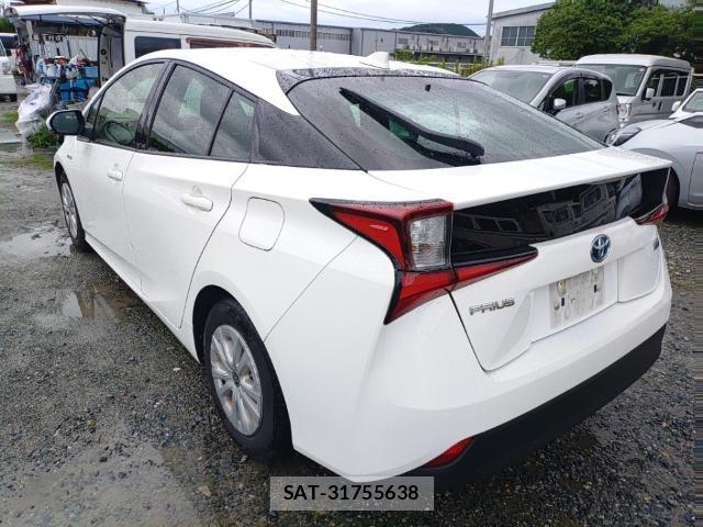 Toyota PRIUS 2019-09 8813769-5