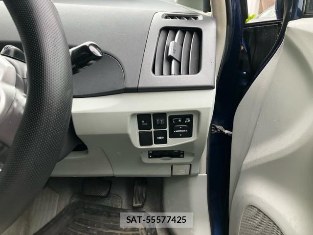 Toyota PRIUS 2009-09 8813899-15