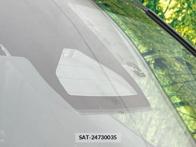 Toyota PRIUS 2025-01 8813994-4