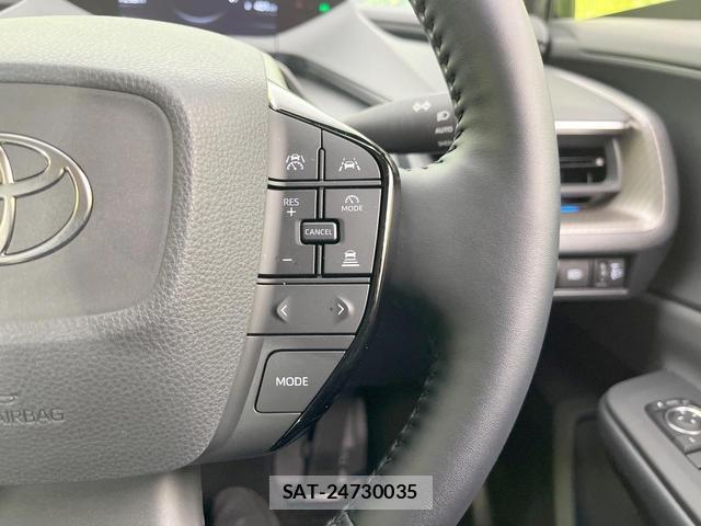 Toyota PRIUS 2025-01 8813994-5