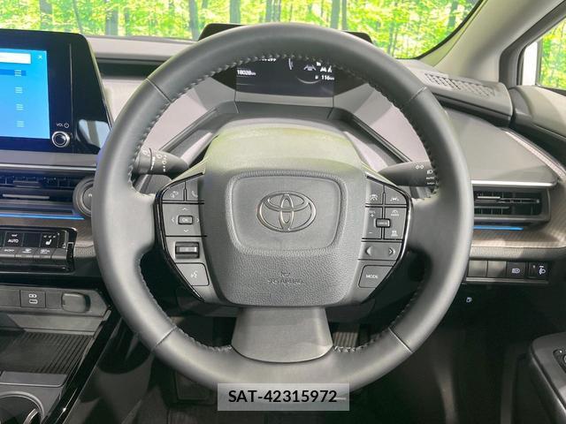 Toyota PRIUS 2025-03 8814021-10