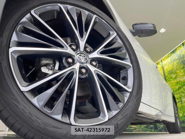 Toyota PRIUS 2025-03 8814021-12