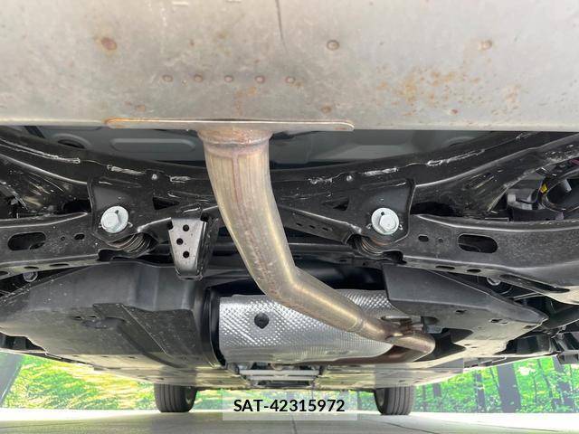 Toyota PRIUS 2025-03 8814021-18