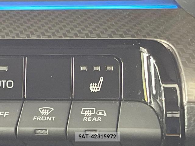 Toyota PRIUS 2025-03 8814021-6
