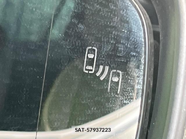 Toyota PRIUS 2024-01 8814068-5