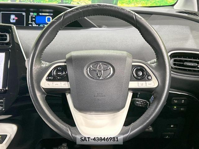 Toyota PRIUS 2016-01 8814113-10