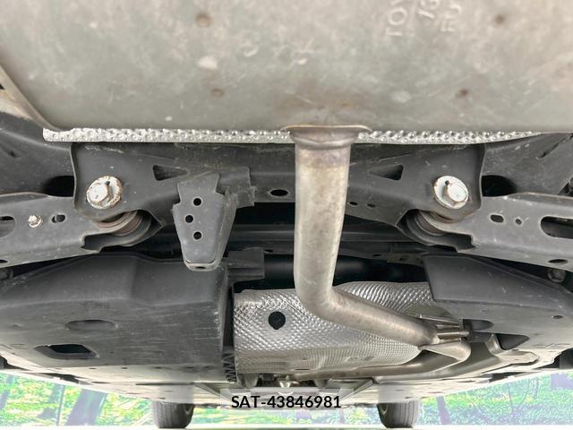 Toyota PRIUS 2016-01 8814113-18