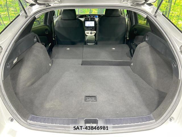 Toyota PRIUS 2016-01 8814113-9