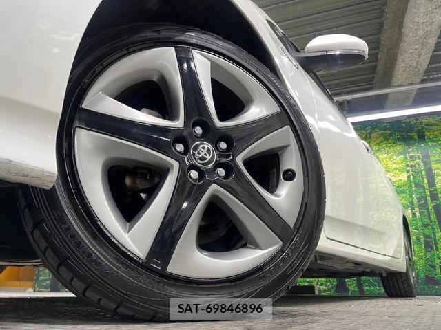 Toyota PRIUS 2020-12 8814182-12