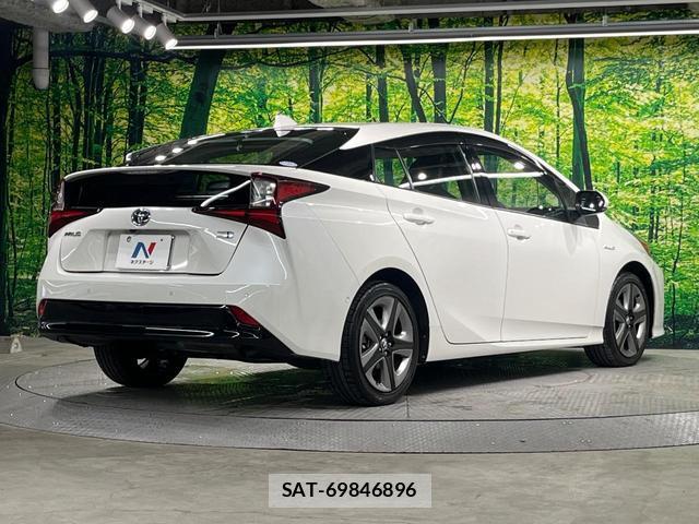 Toyota PRIUS 2020-12 8814182-16
