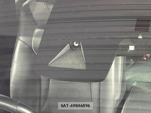 Toyota PRIUS 2020-12 8814182-4