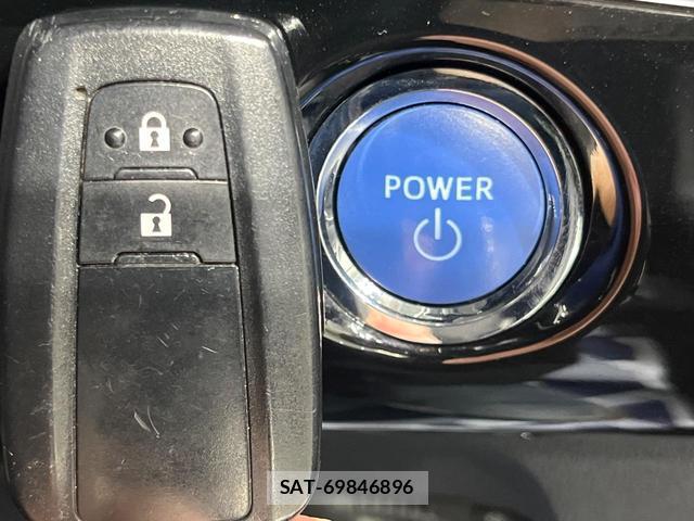Toyota PRIUS 2020-12 8814182-6