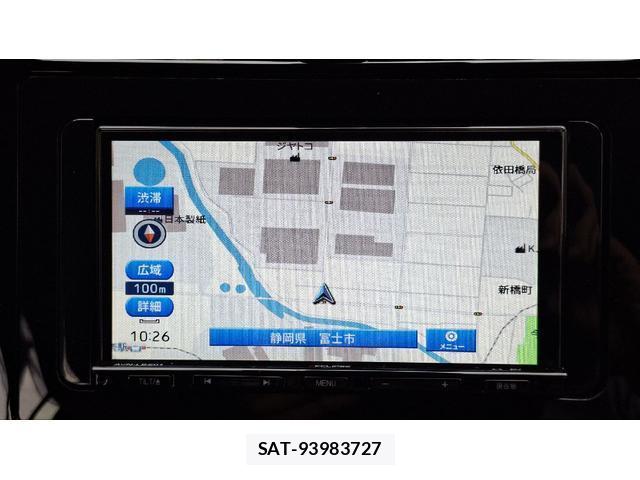 Toyota PRIUS 2017-03 8814212-19