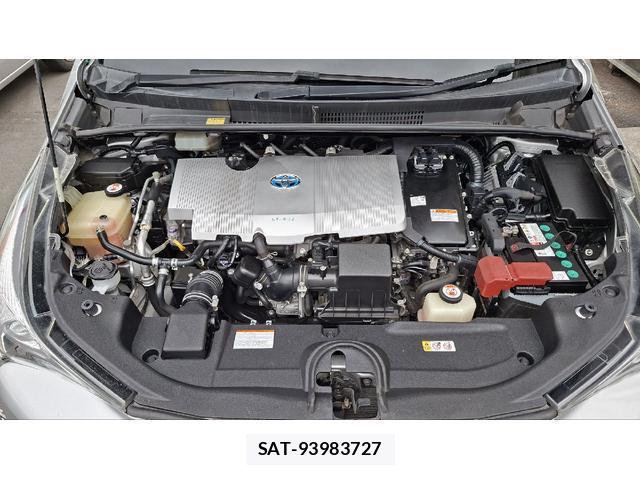 Toyota PRIUS 2017-03 8814212-3